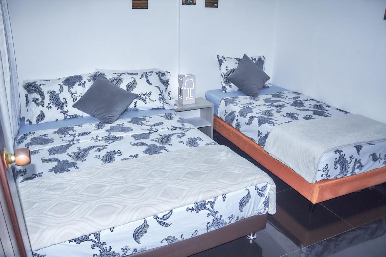 Cozy Apartment Excellent Location, Air Conditioning Cali Exteriör bild