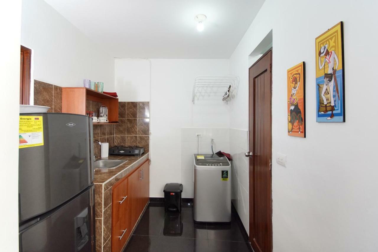 Cozy Apartment Excellent Location, Air Conditioning Cali Exteriör bild
